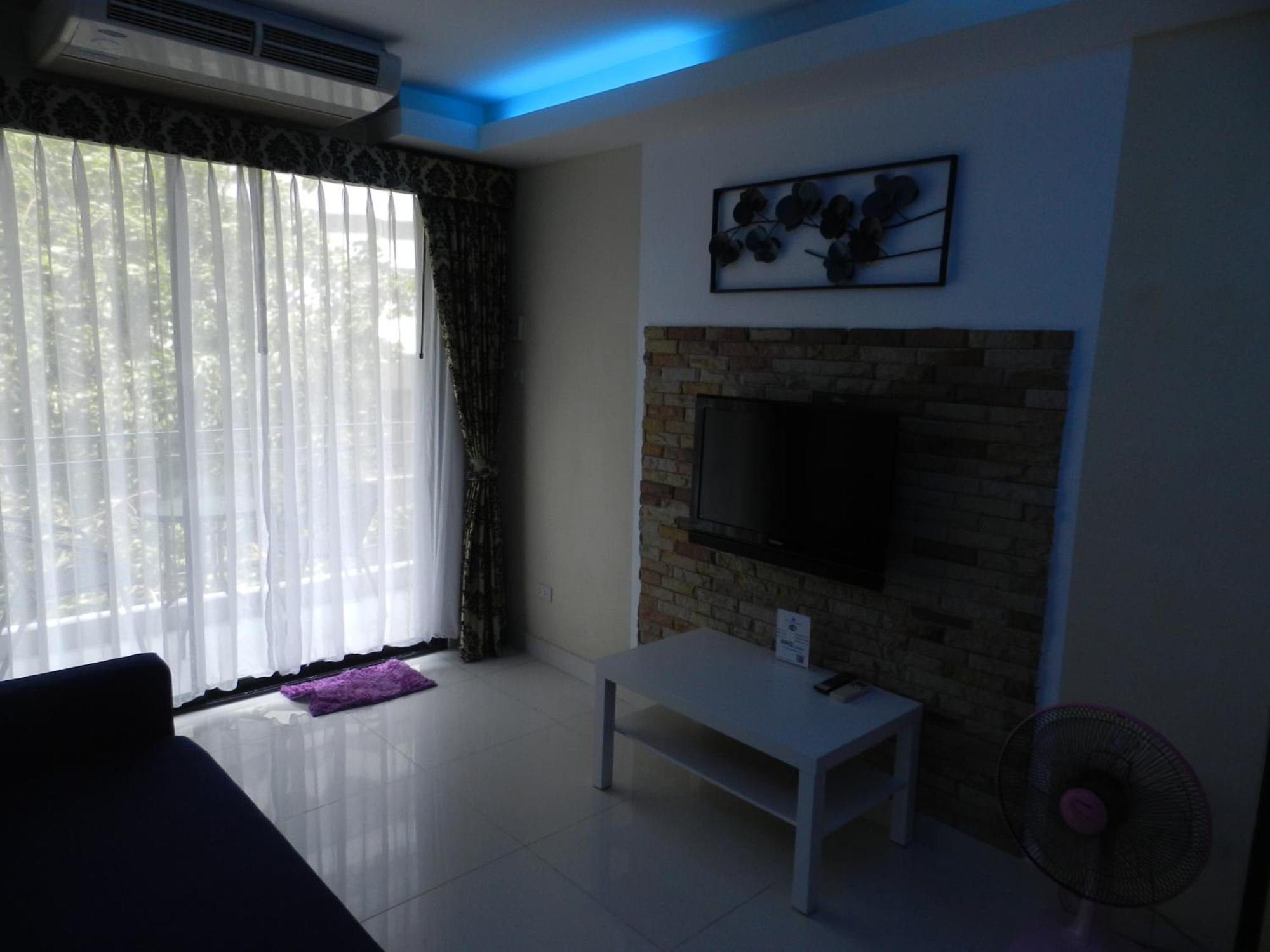Neocondo @ Pattaya Jomtien Beach Chambre photo