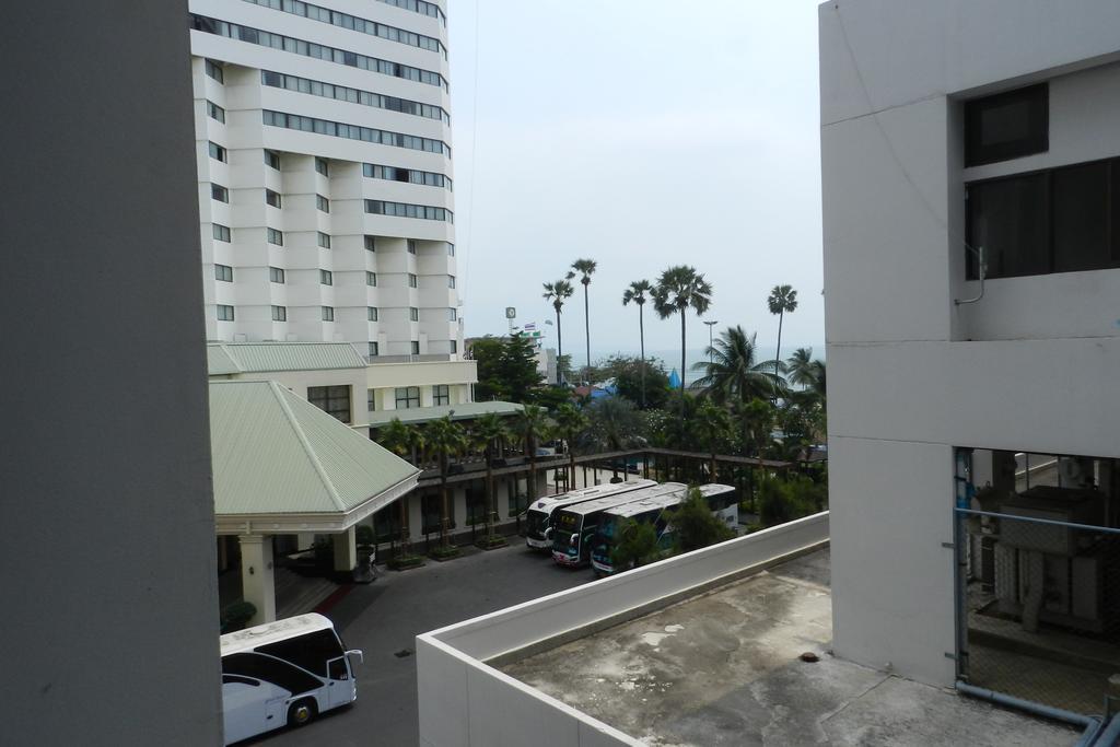 Neocondo @ Pattaya Jomtien Beach Extérieur photo